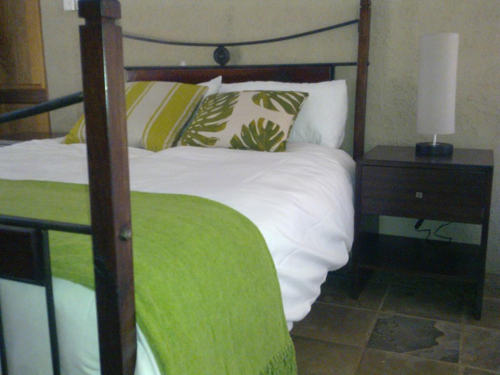 Mokolodi House Bed & Breakfast Gaborone Rom bilde